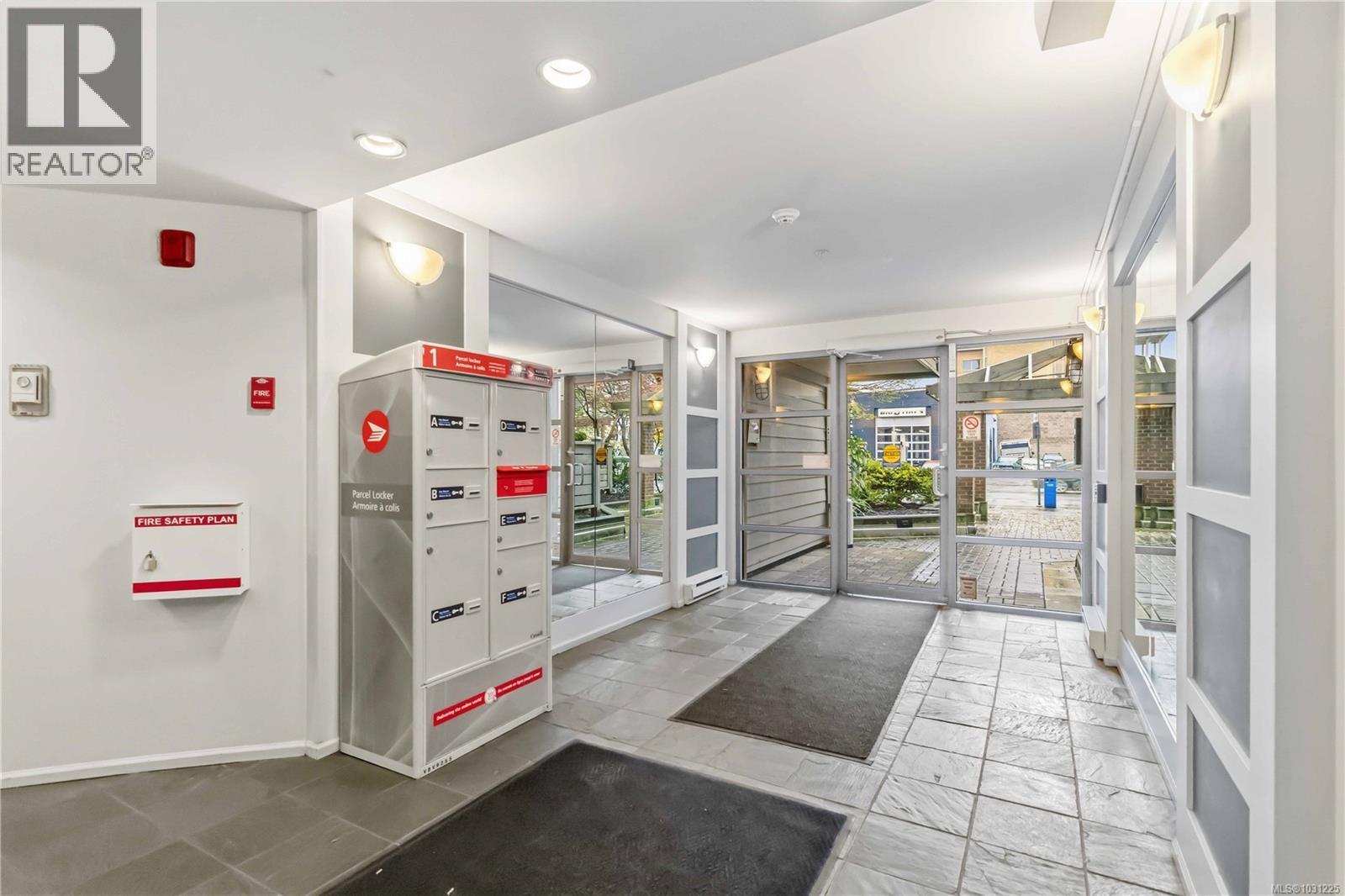 406 935 Johnson Street, Victoria