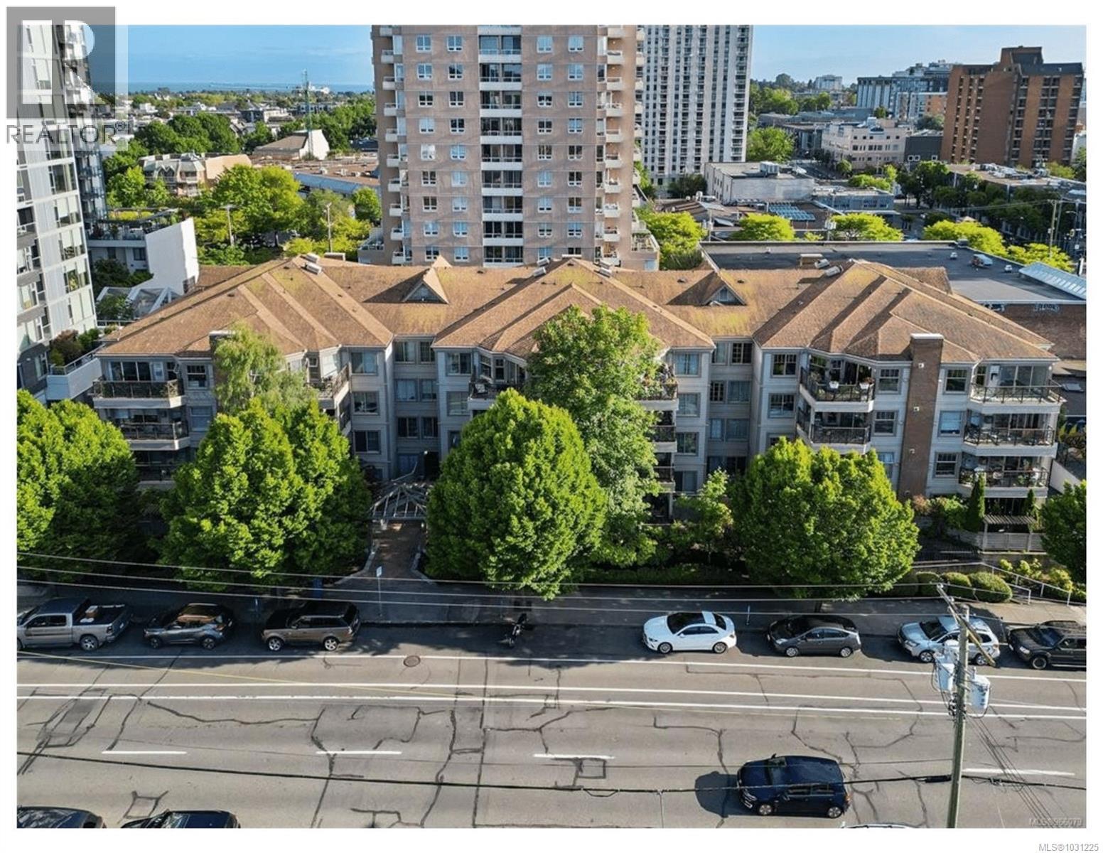 406 935 Johnson Street, Victoria