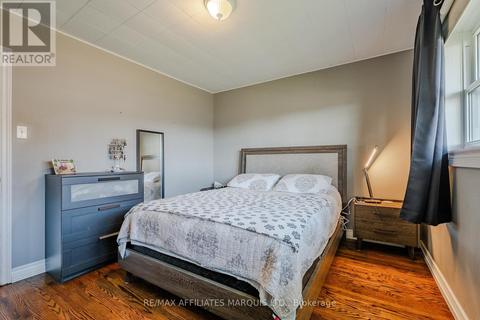 7 FARRAN DRIVE - 23