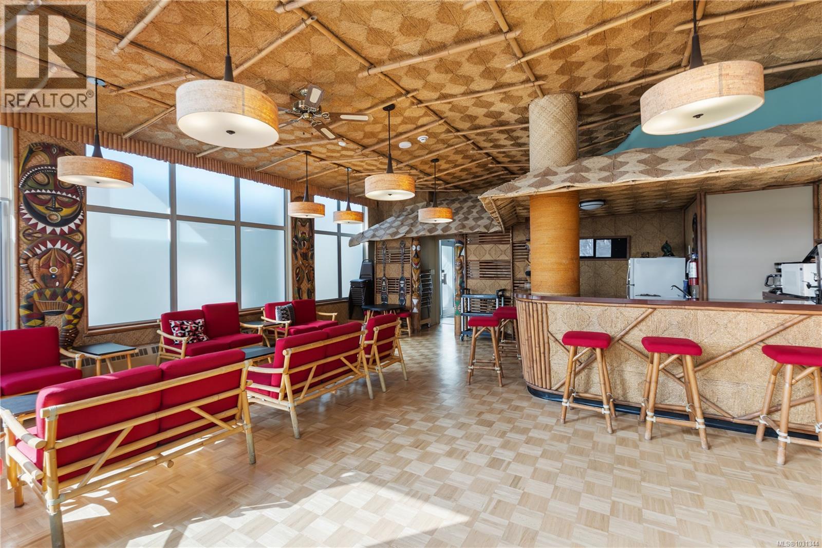 902 250 Douglas Street, Victoria