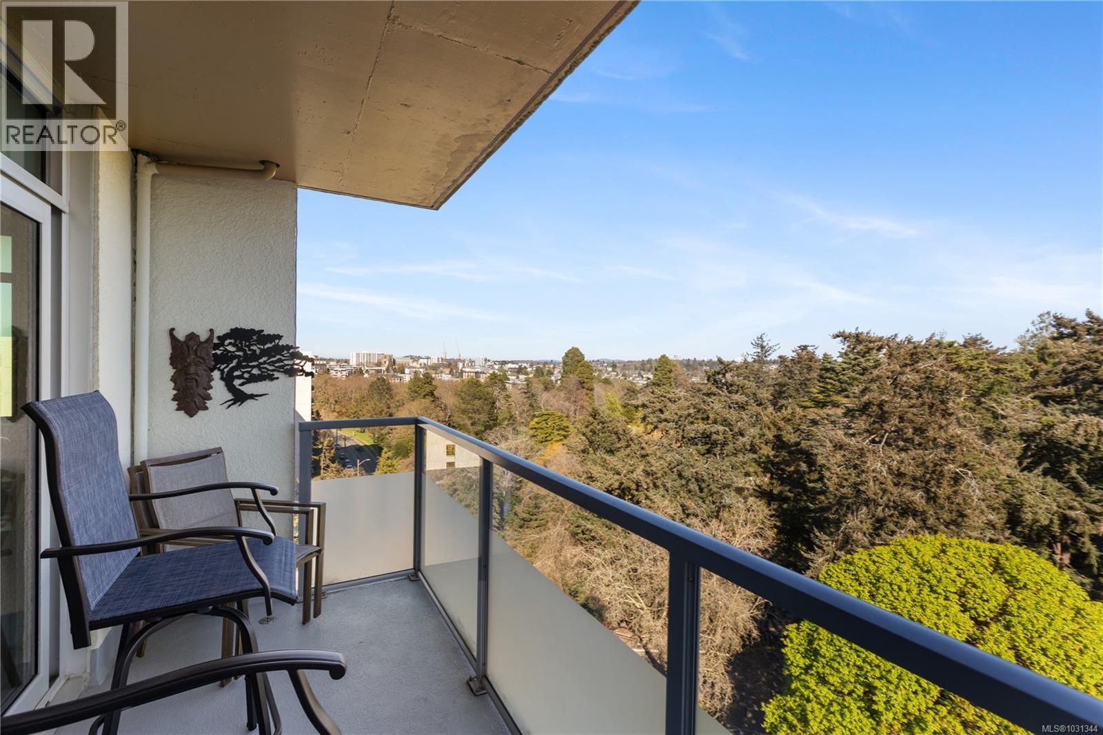 902 250 Douglas Street, Victoria