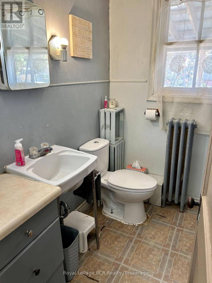 307 PRINCE (LANE) STREET - 25