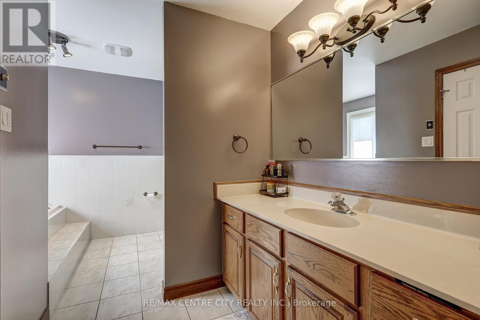 39876 SHADY LANE CRESCENT Property Photo