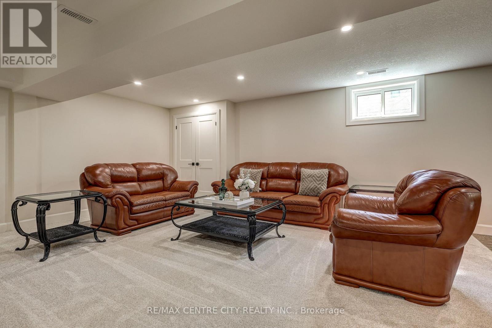 39876 SHADY LANE CRESCENT Property Photo