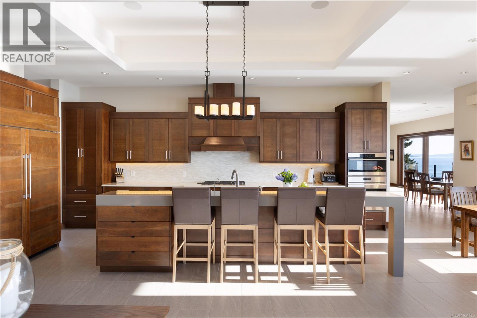 3070 BEACHFRONT CRES - 14