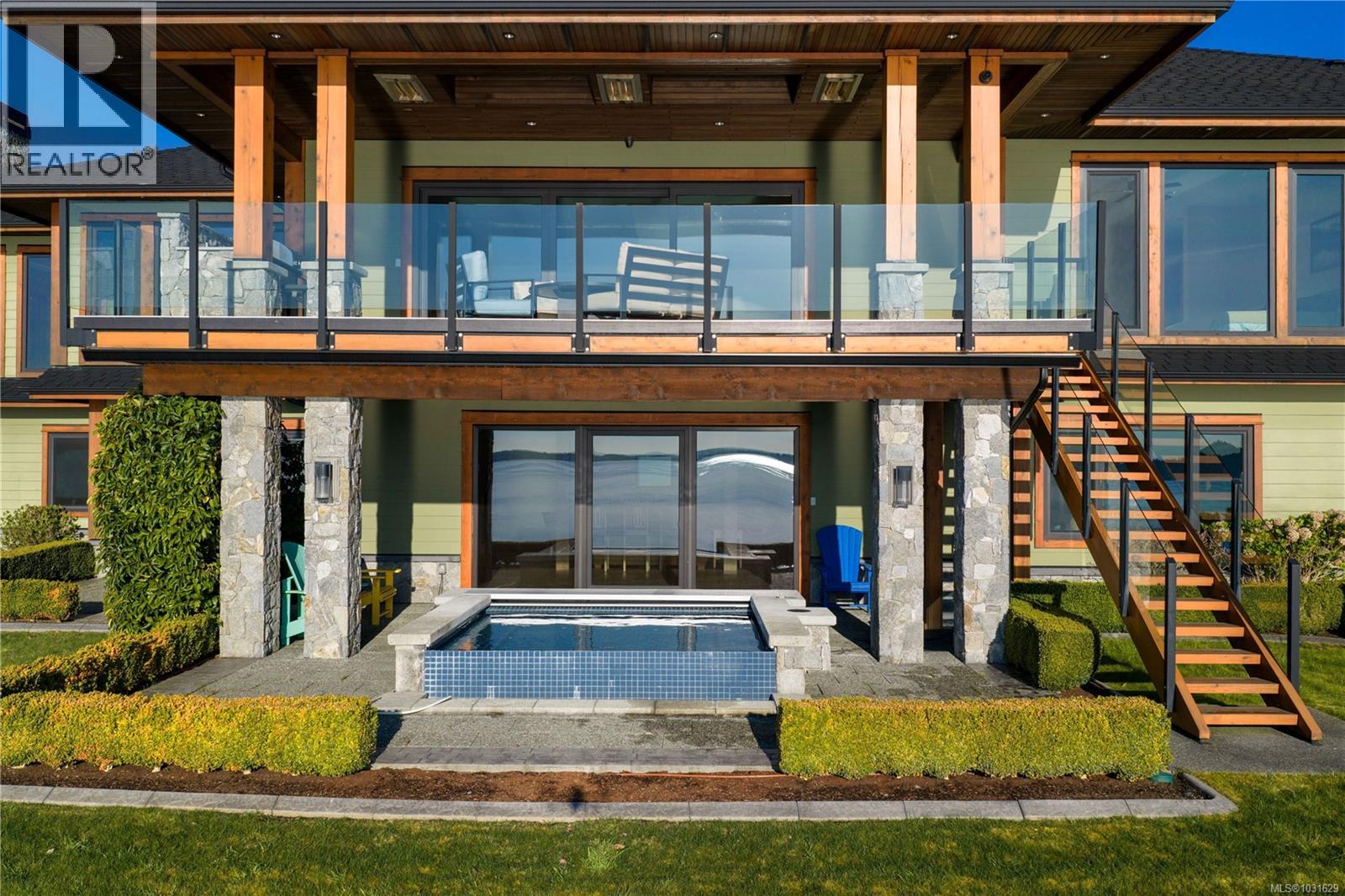 3070 BEACHFRONT CRES - 65