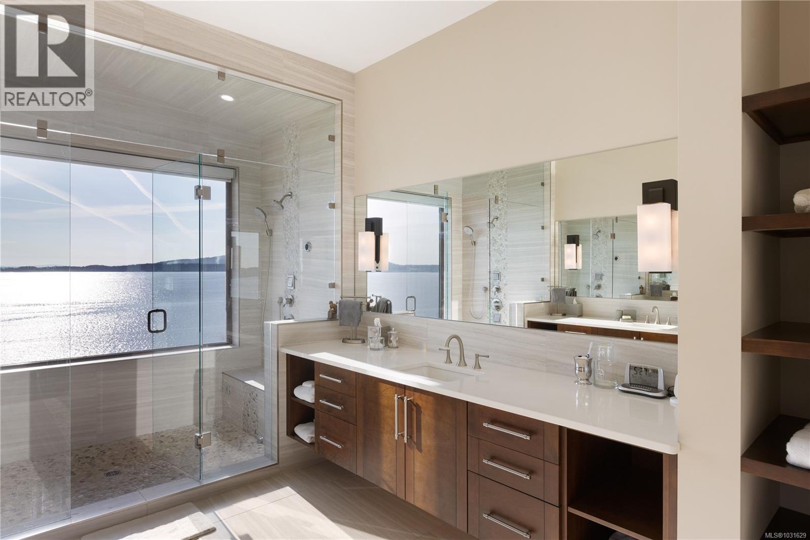 3070 BEACHFRONT CRES - 33