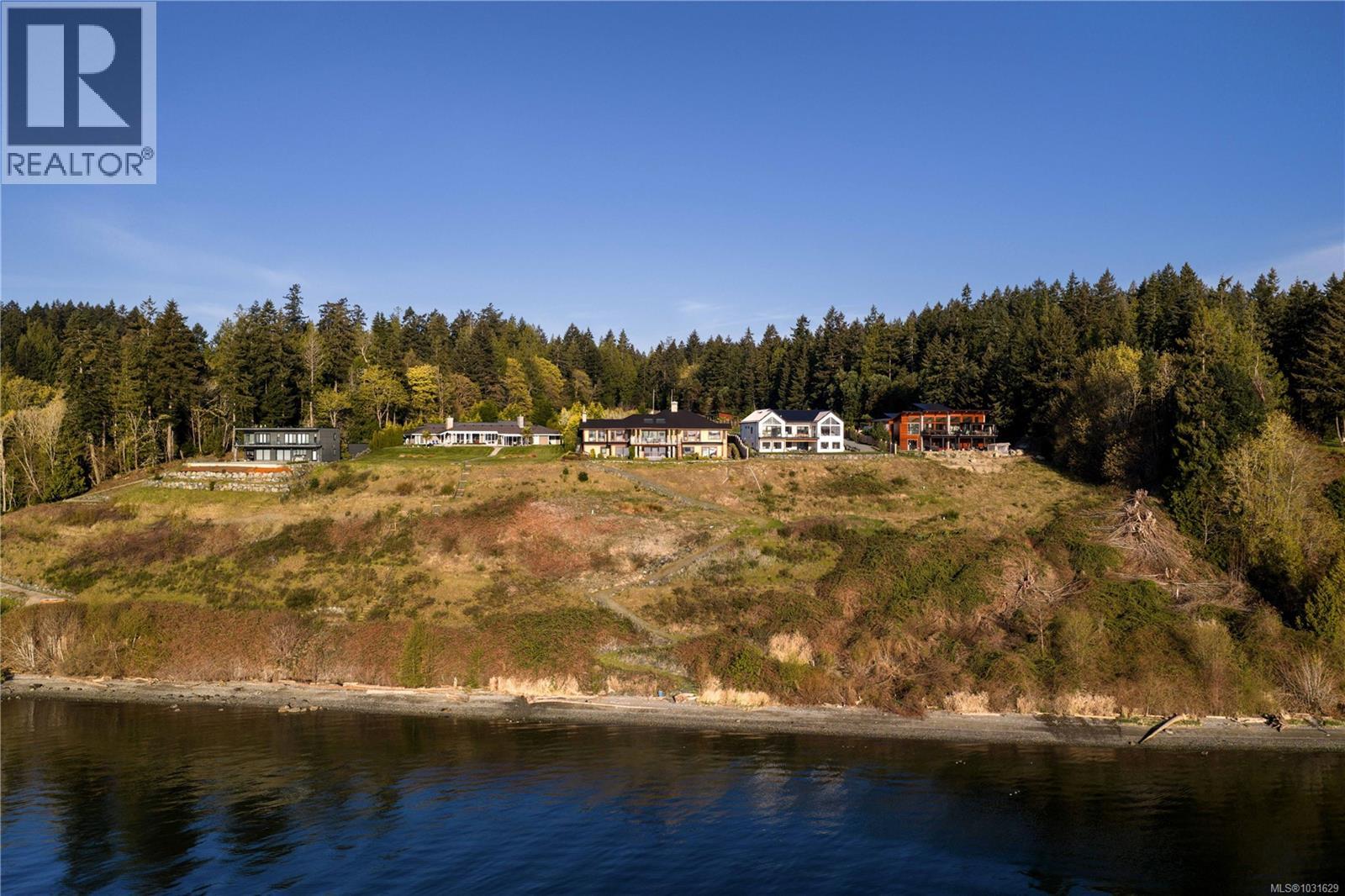 3070 BEACHFRONT CRES - 5