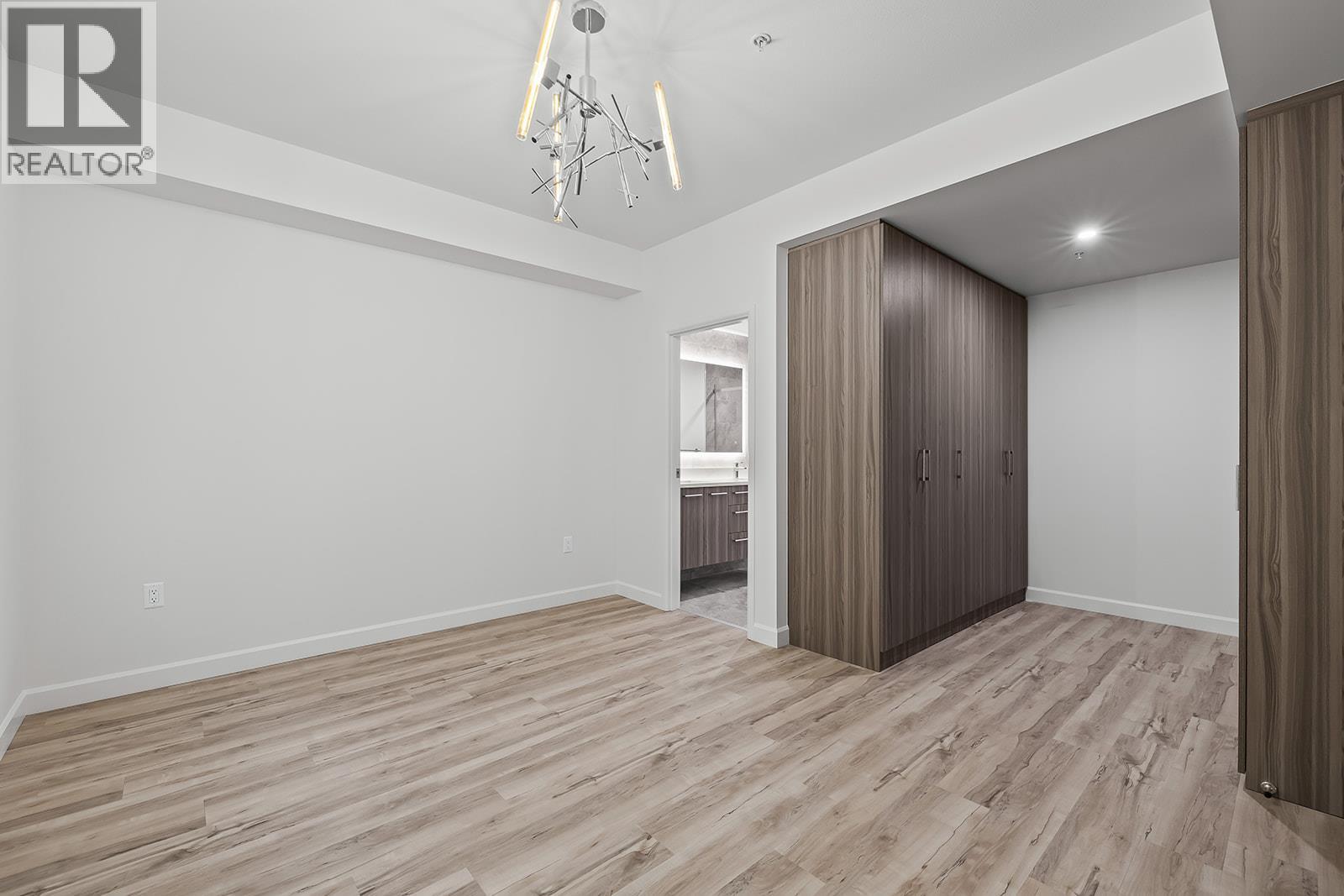 #413 630 Boynton Place - 24