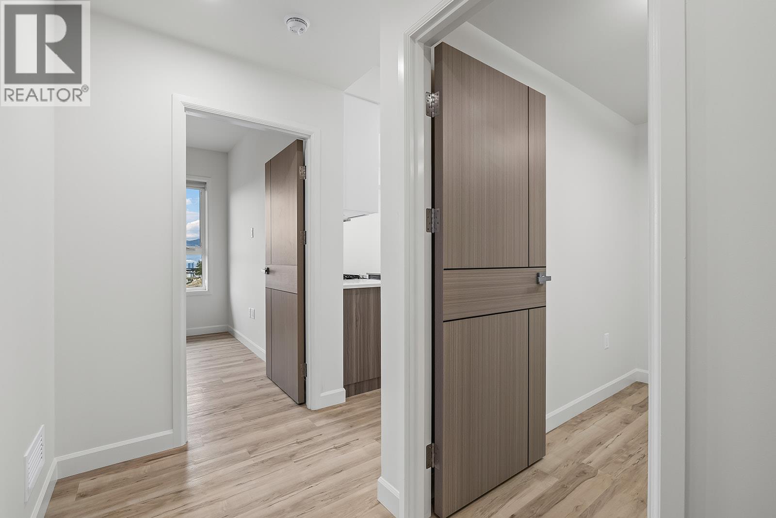 #413 630 BOYNTON PLACE - 34