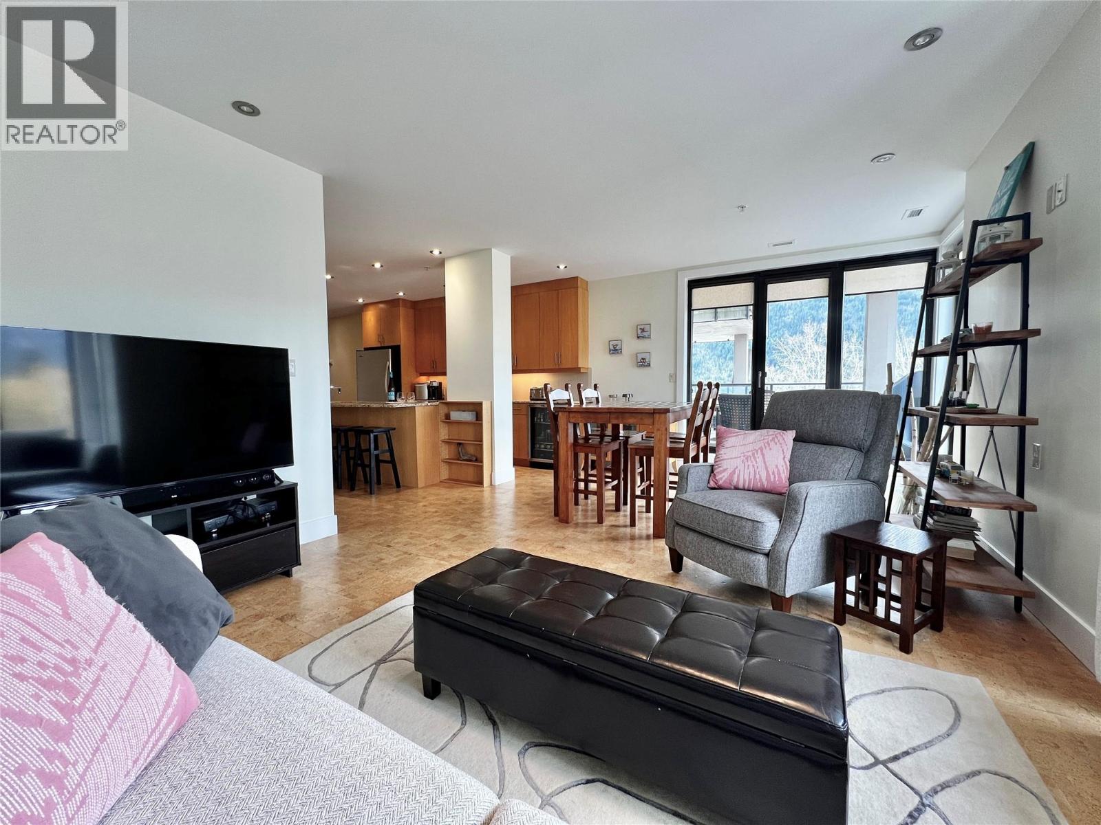 #408 326 MARA LAKE LANE - 22