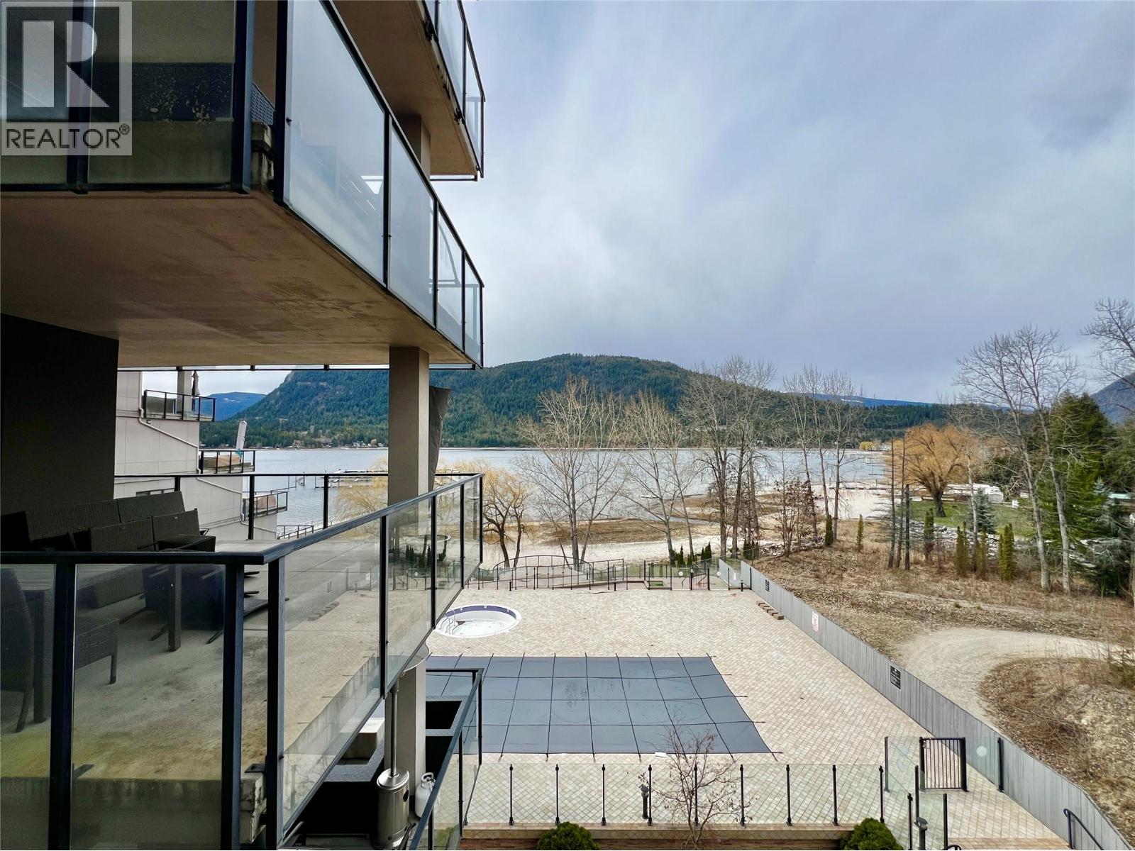 #408 326 MARA LAKE LANE - 36