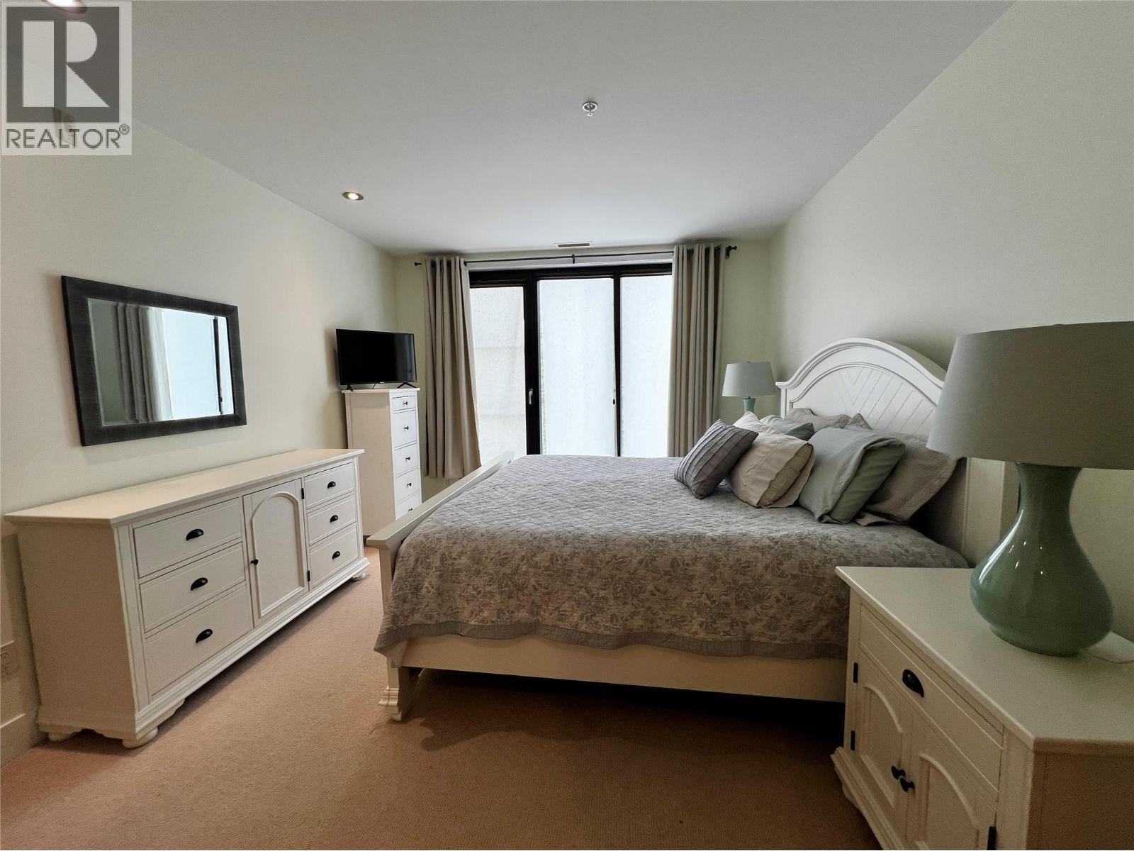 #408 326 MARA LAKE LANE - 24