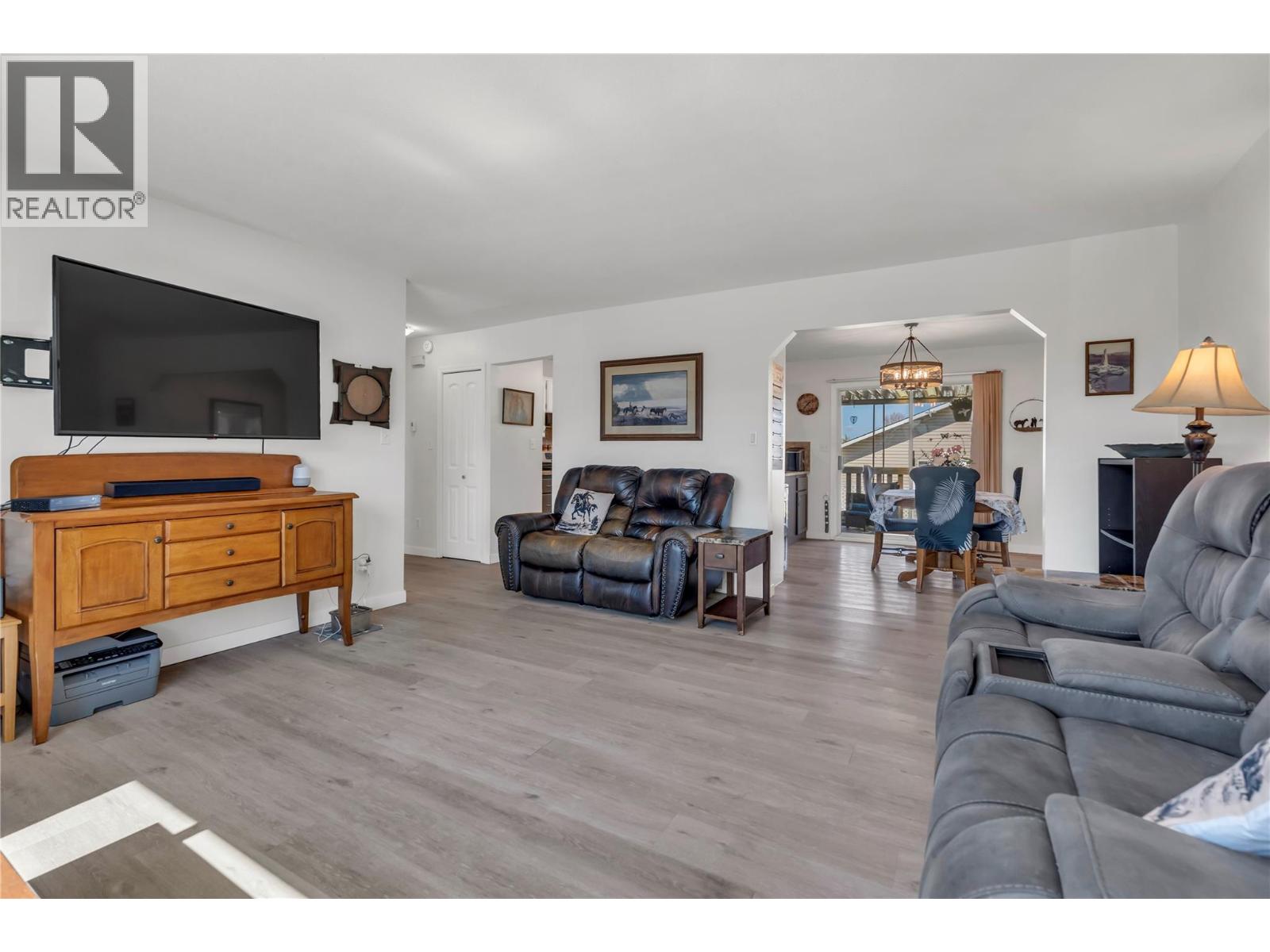 239 Roy Avenue - 6