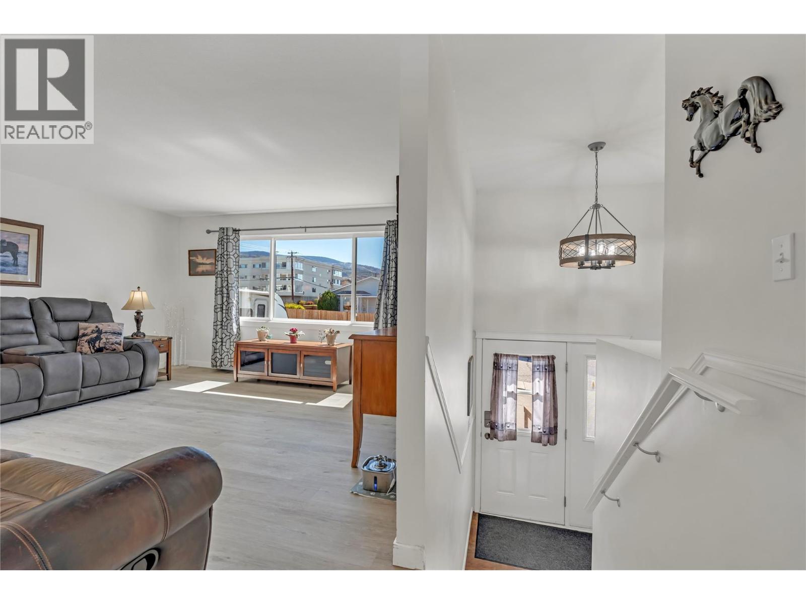 239 Roy Avenue - 2
