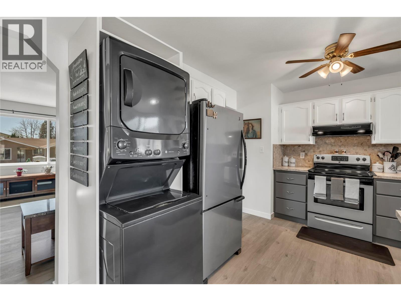 239 Roy Avenue - 10