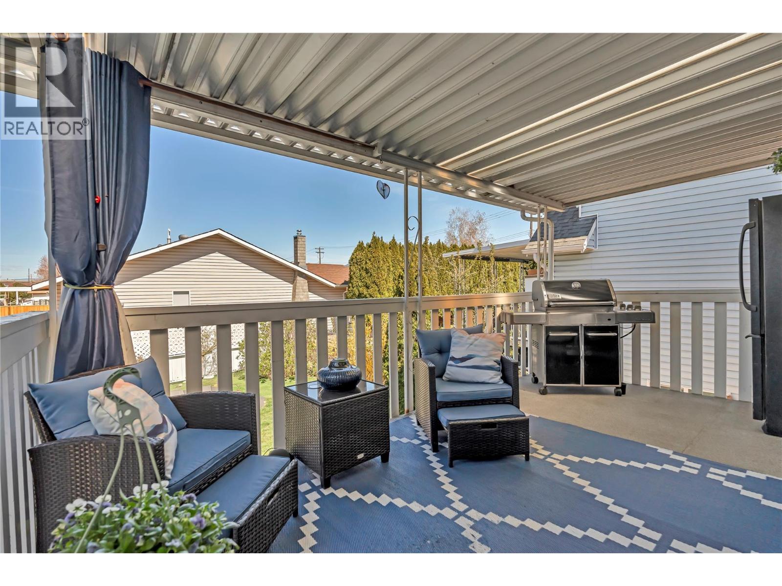 239 Roy Avenue - 33