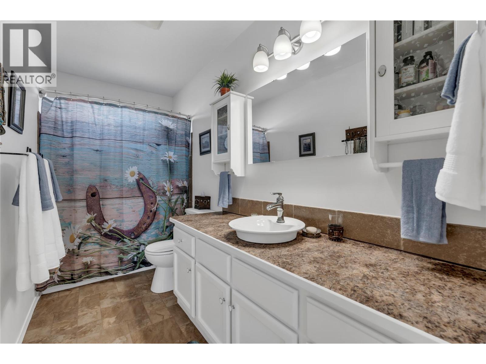 239 Roy Avenue - 16