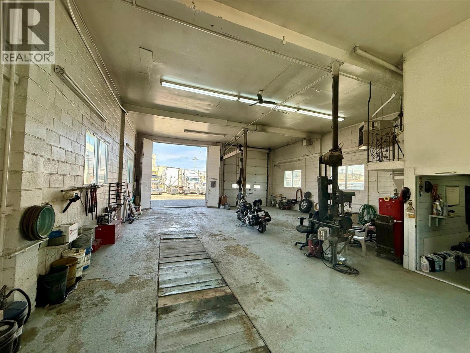 1418 5 Street N, Cranbrook