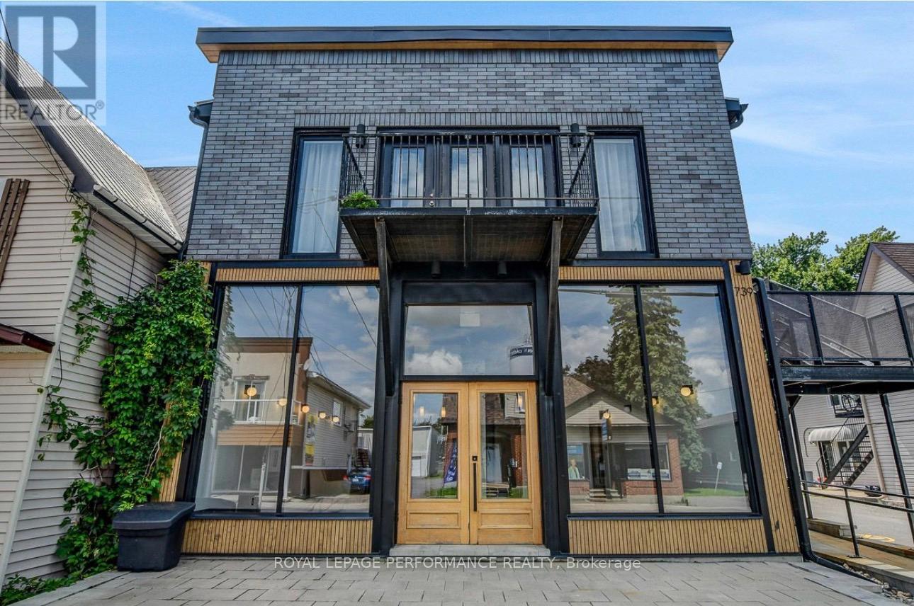 4 - 739 PRINCIPALE STREET