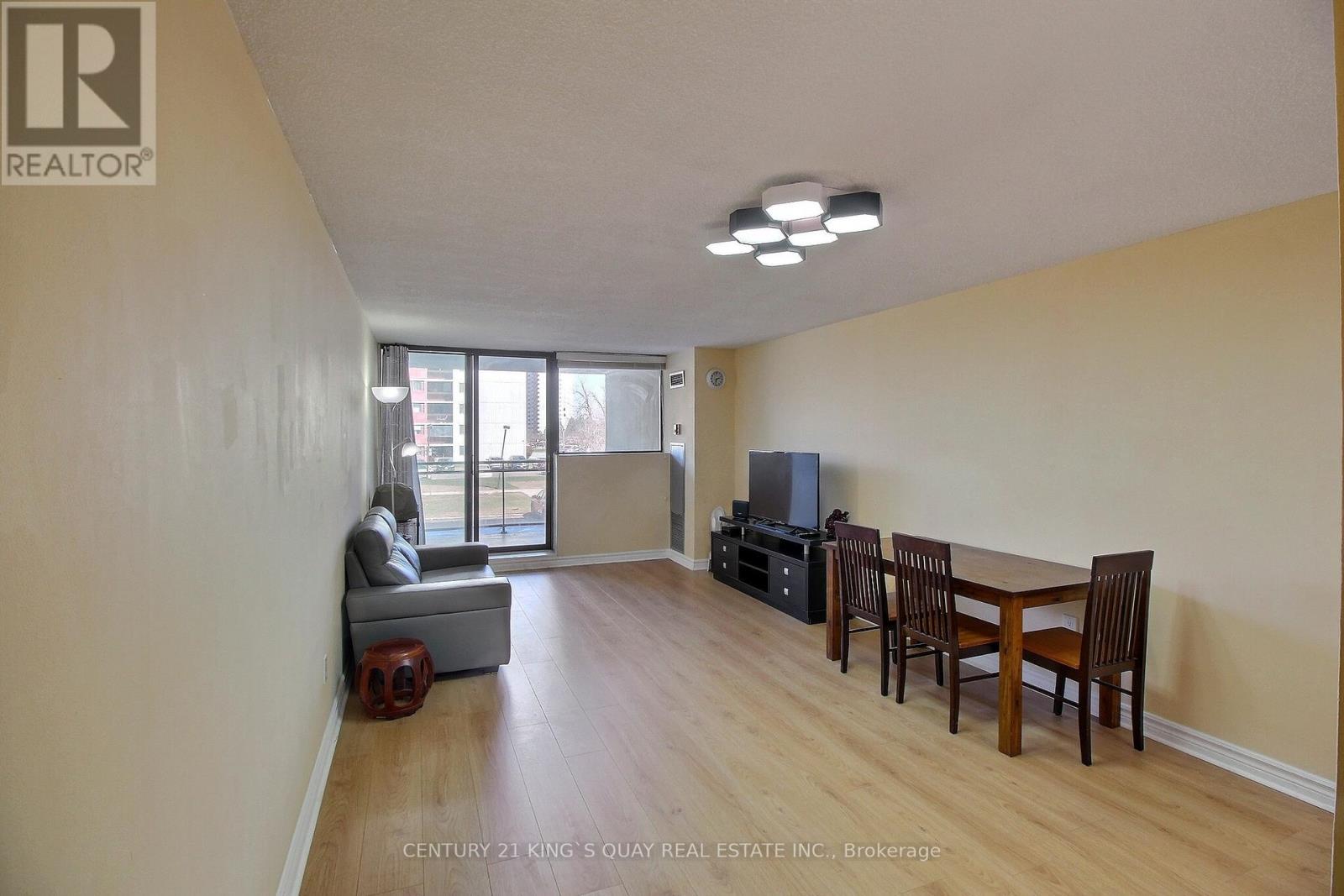 202 - 99 BLACKWELL AVENUE