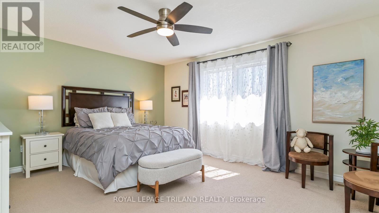 10 PRESPA COURT Property Photo