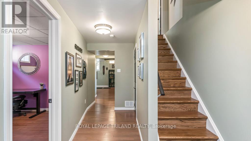 10 PRESPA COURT Property Photo