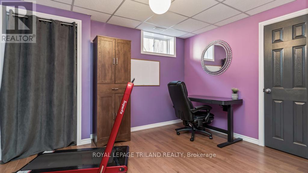 10 PRESPA COURT Property Photo