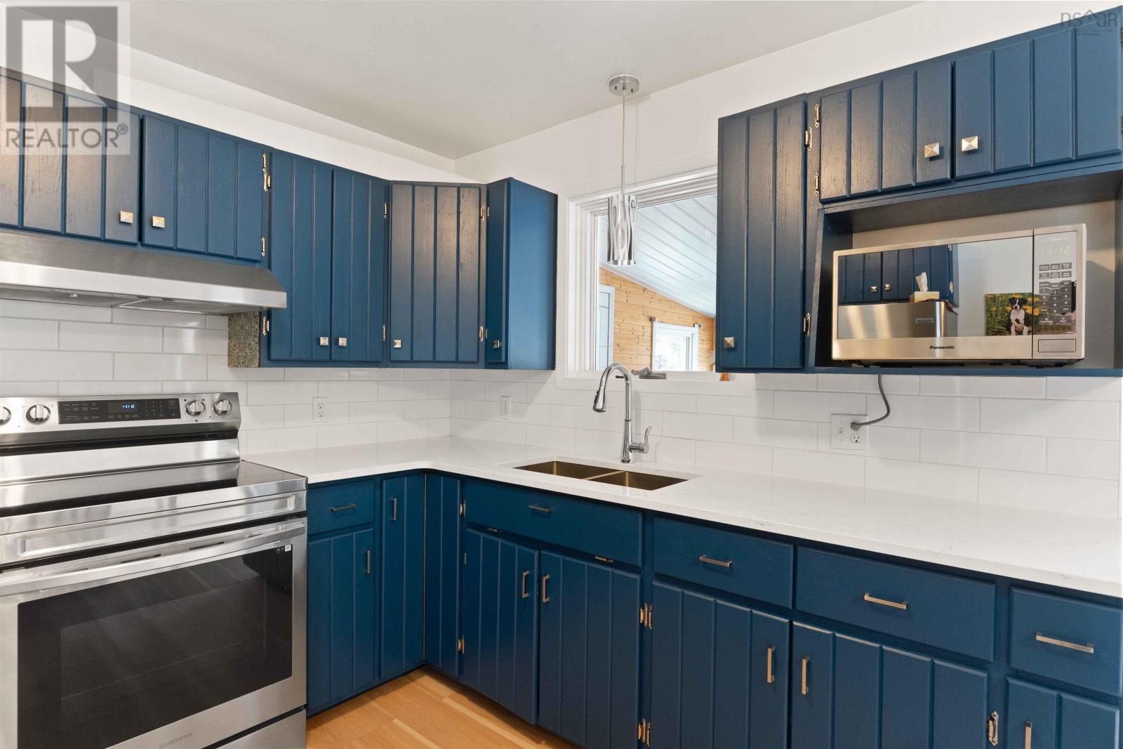 Property 14 of 51 of 402 Ward Road