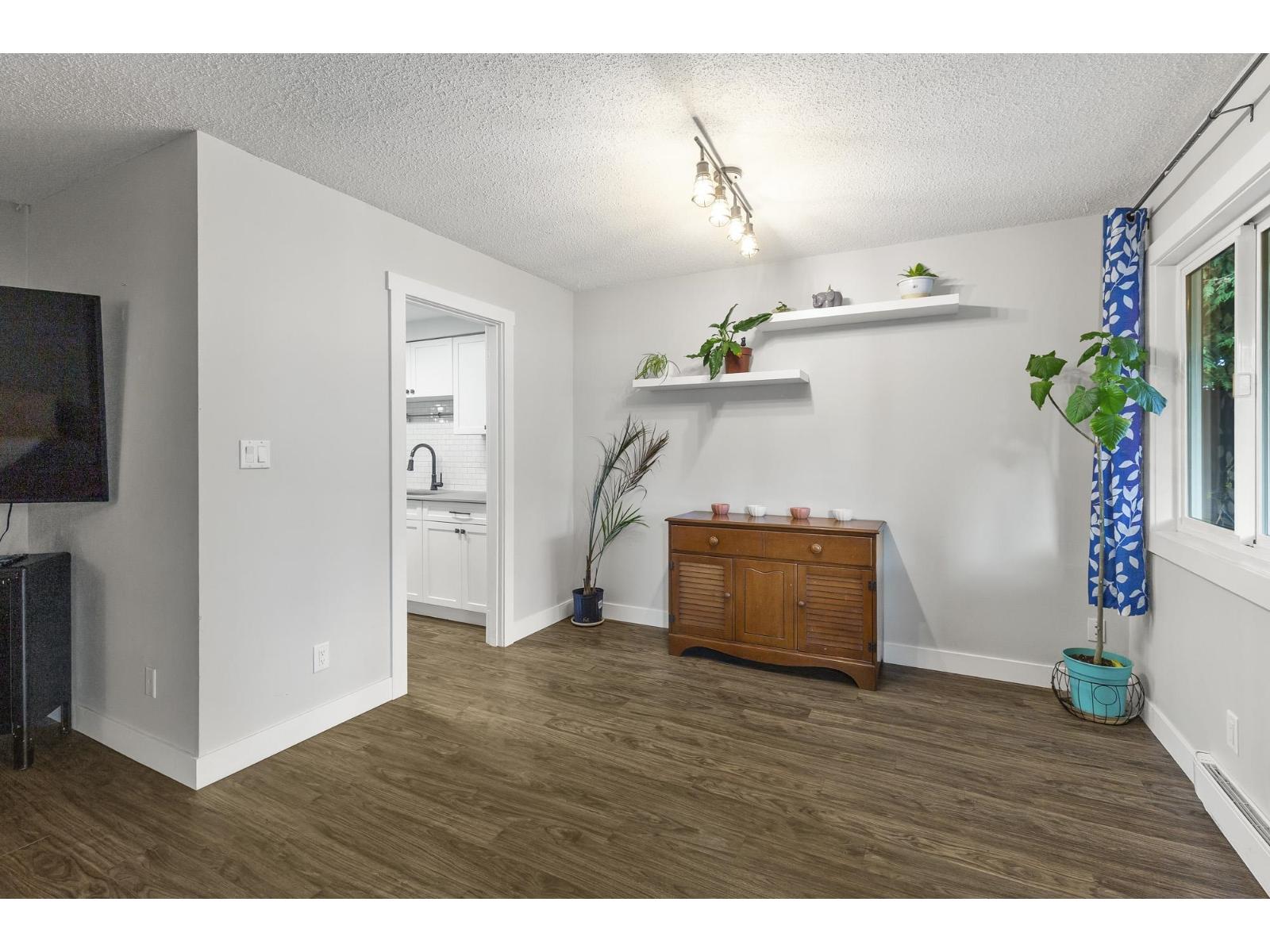46 46689 FIRST AVENUE, Chilliwack Proper East — photo 11