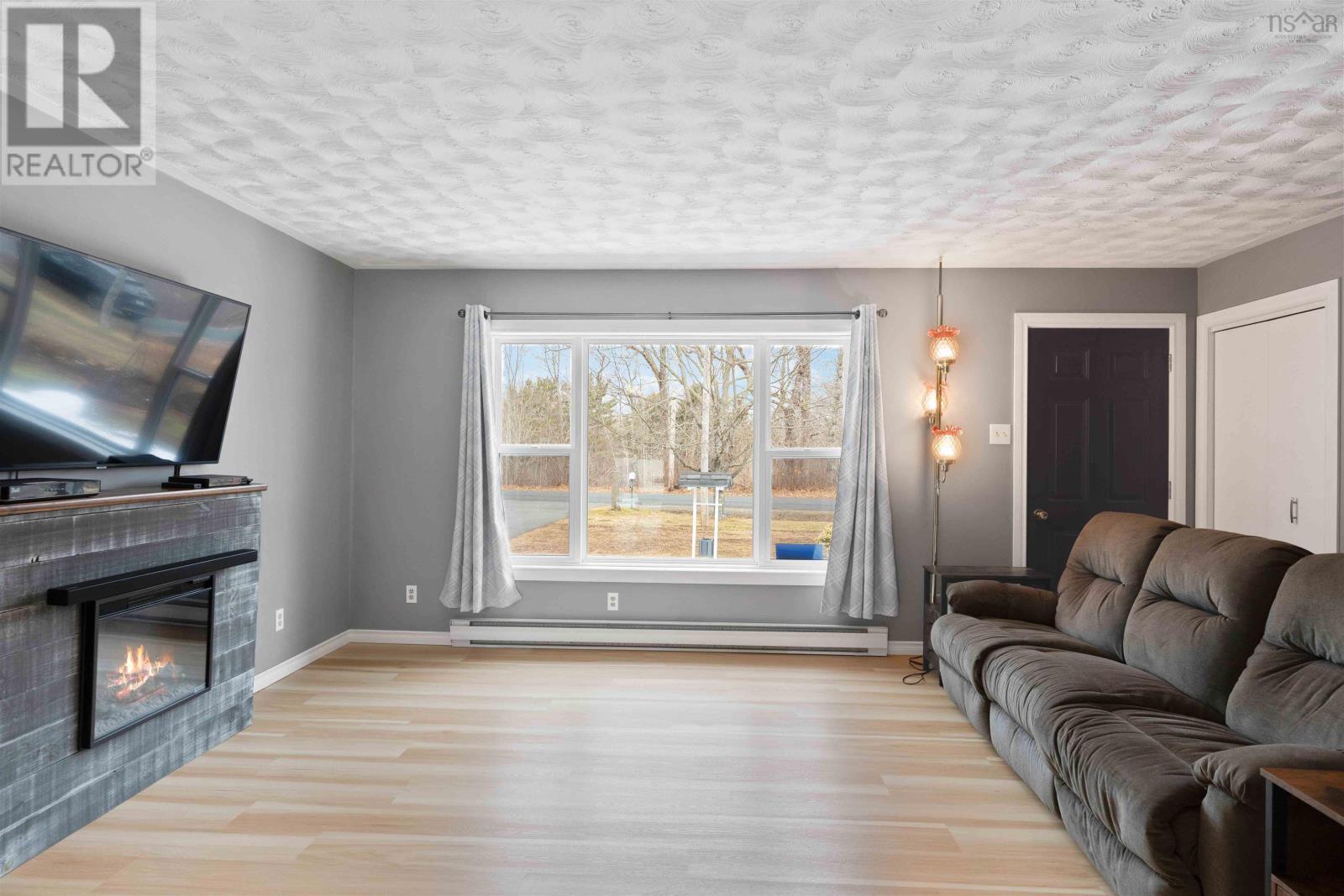 Property 7 of 51 of 402 Ward Road