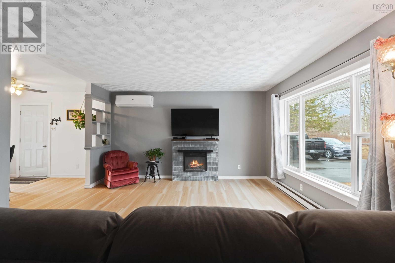 Property 22 of 51 of 402 Ward Road