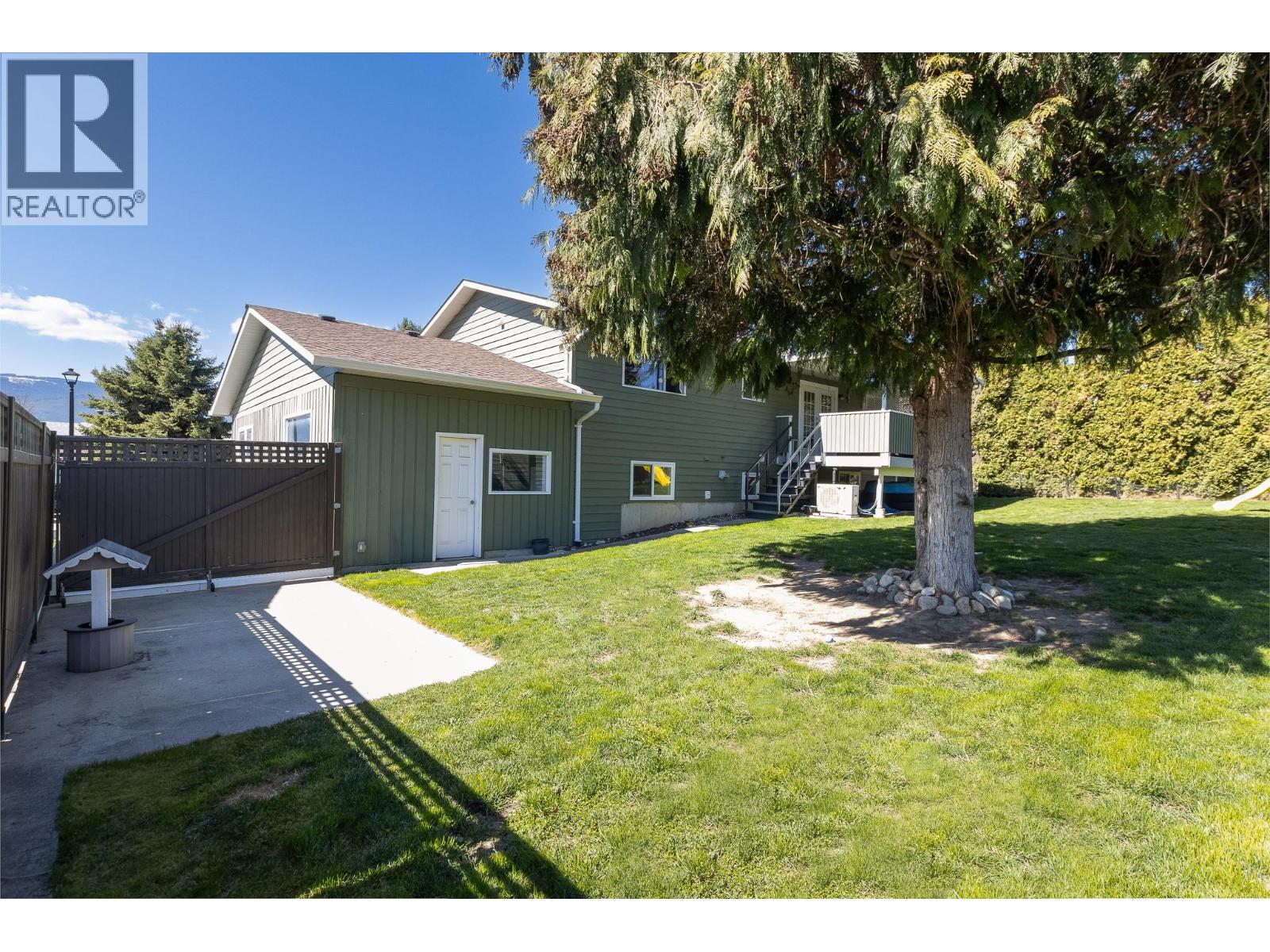 150 17 STREET NE - 25