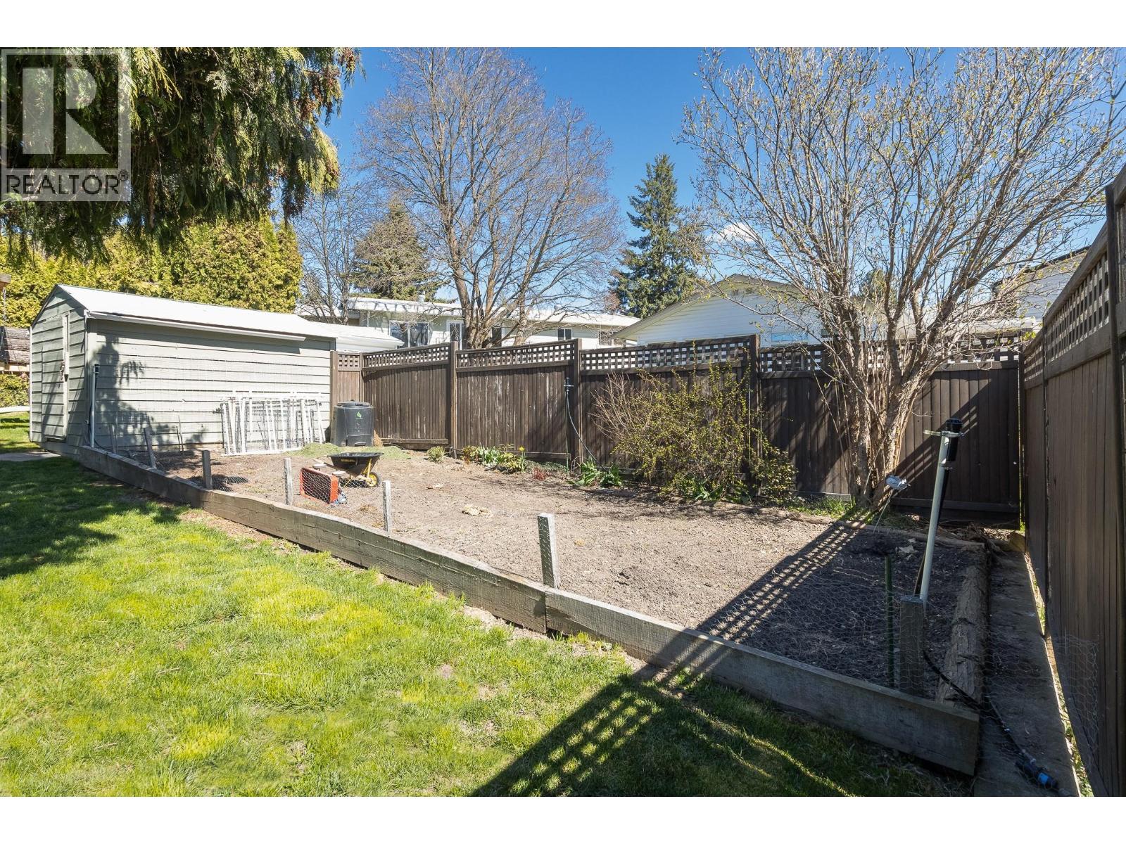 150 17 STREET NE - 28