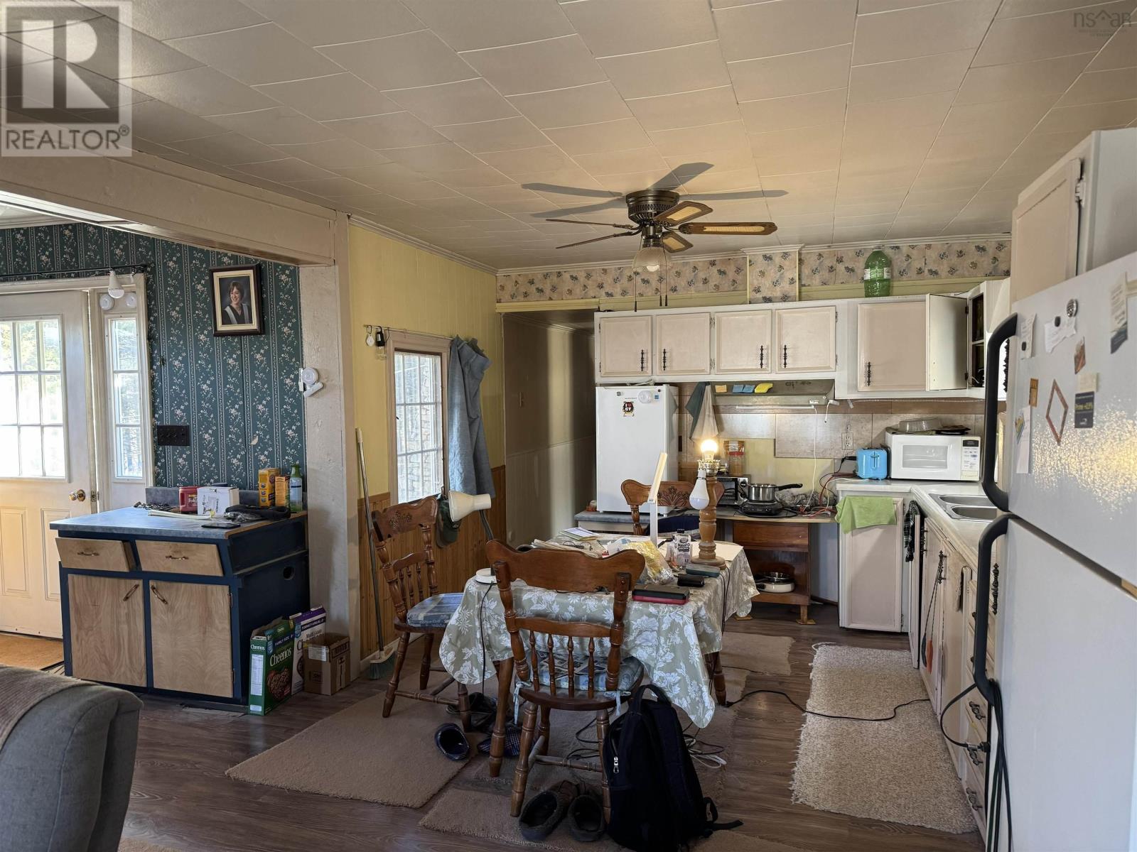 Property 25 of 31 of 102 East Torbrook Road