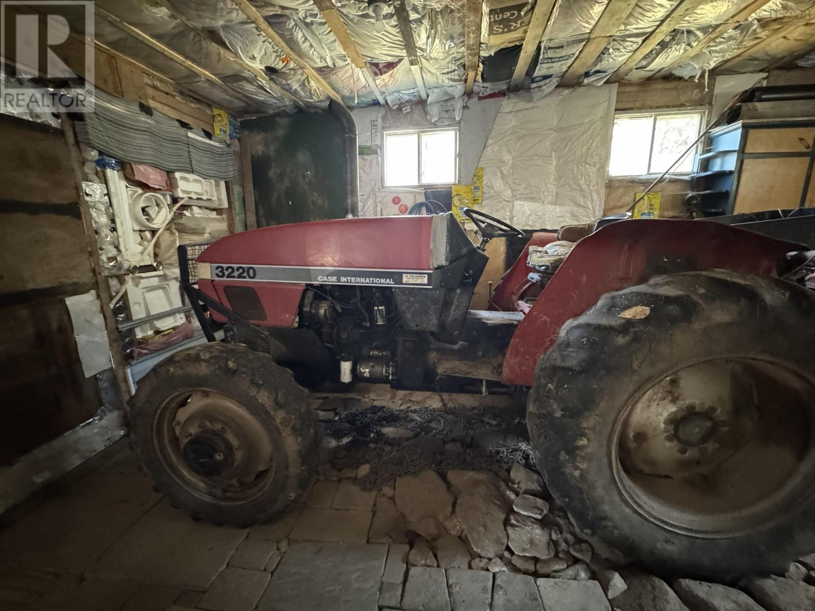 Property 17 of 31 of 102 East Torbrook Road