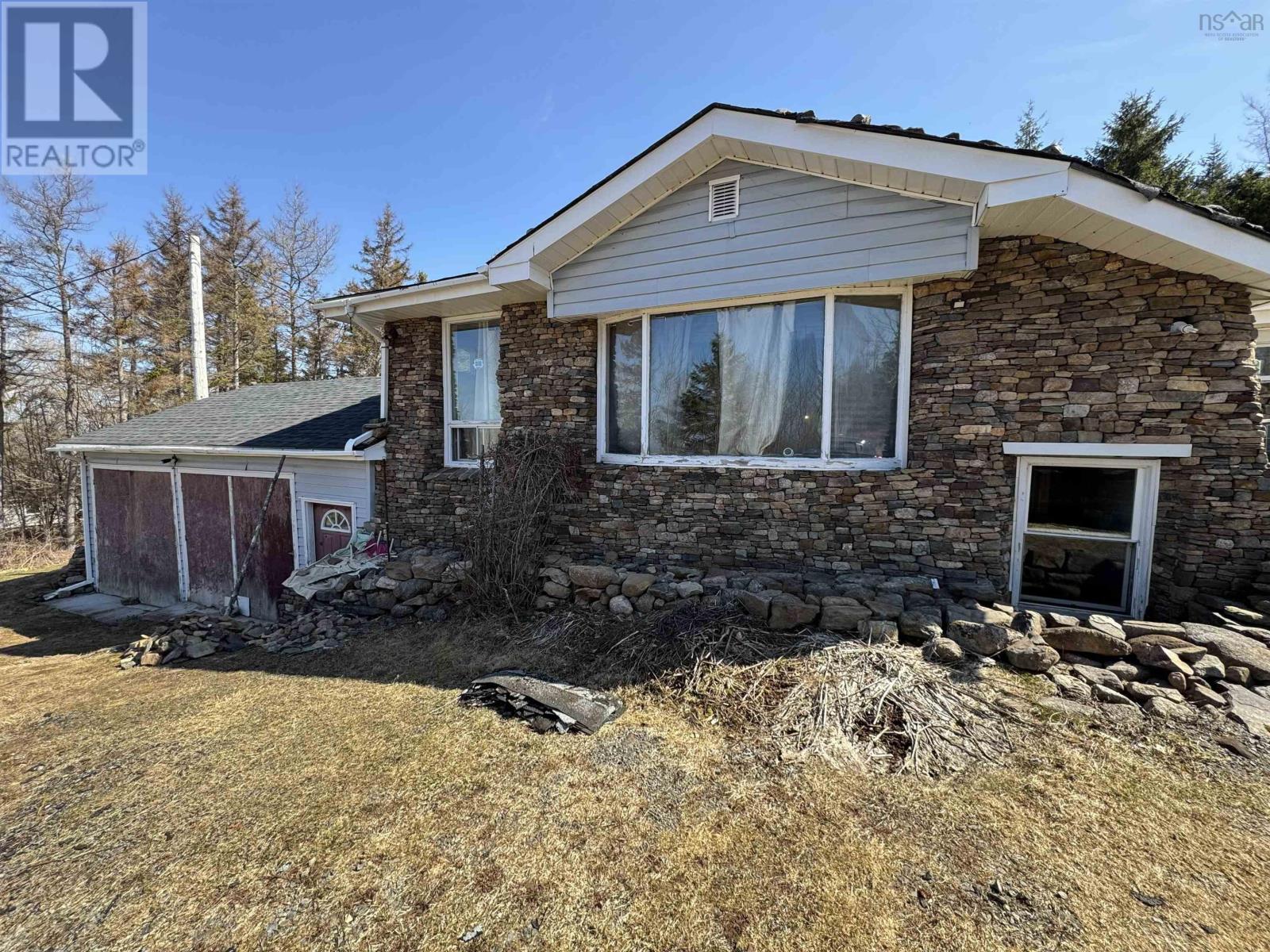 Property 9 of 31 of 102 East Torbrook Road