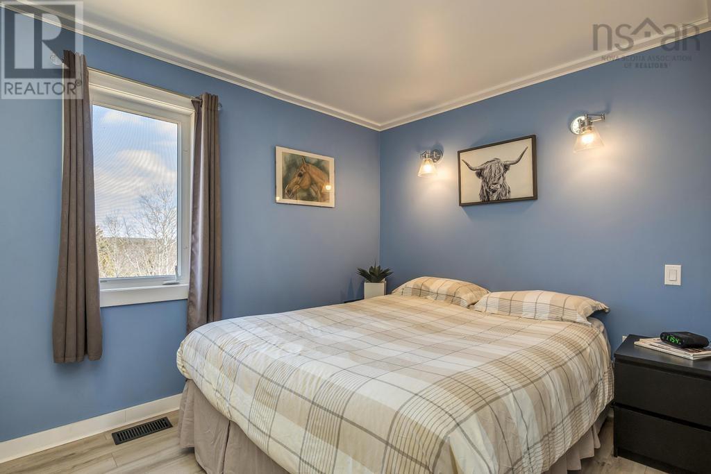 Property 15 of 49 of 19194 Highway 7