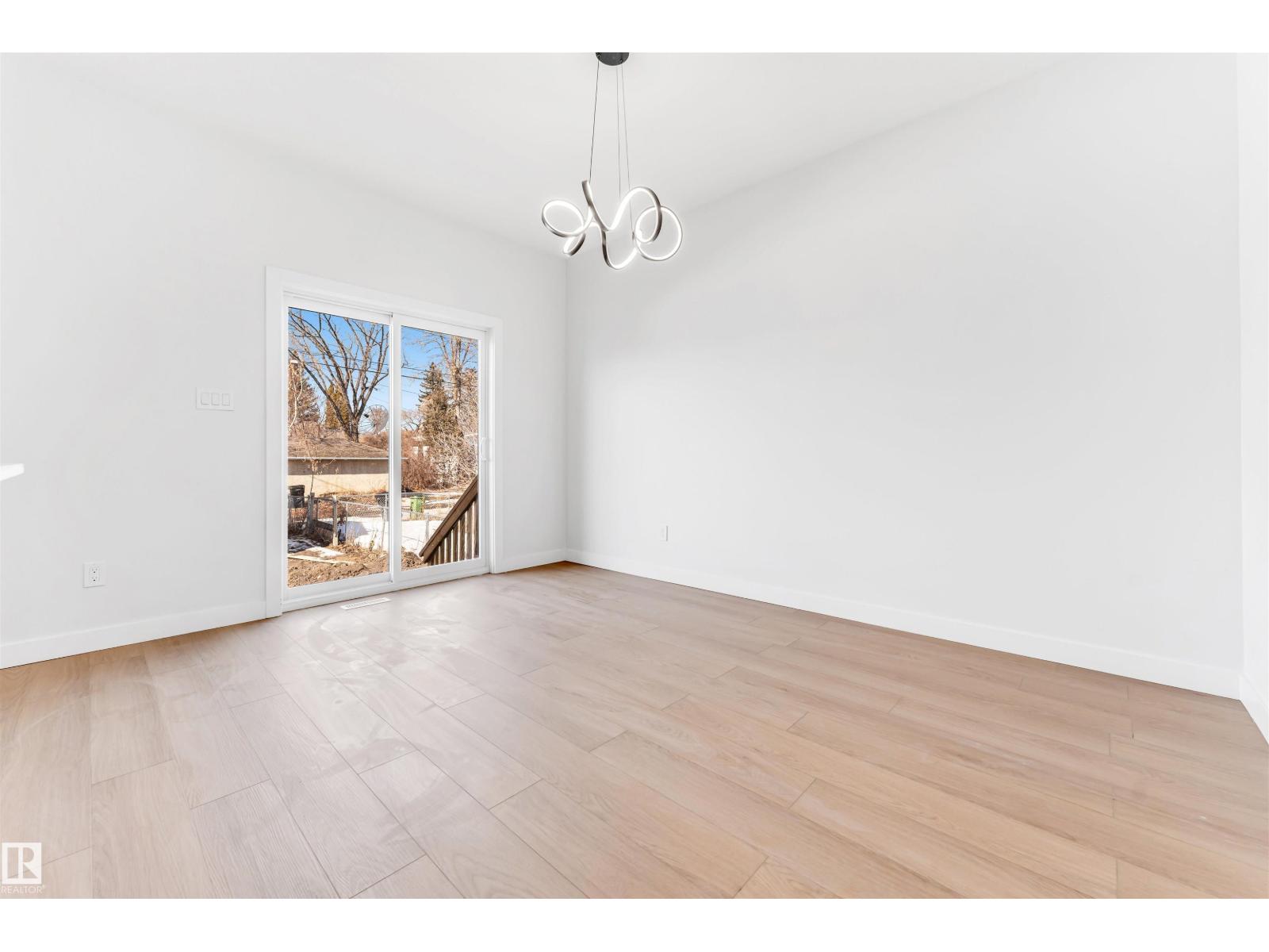 10964 157 ST NW - 13