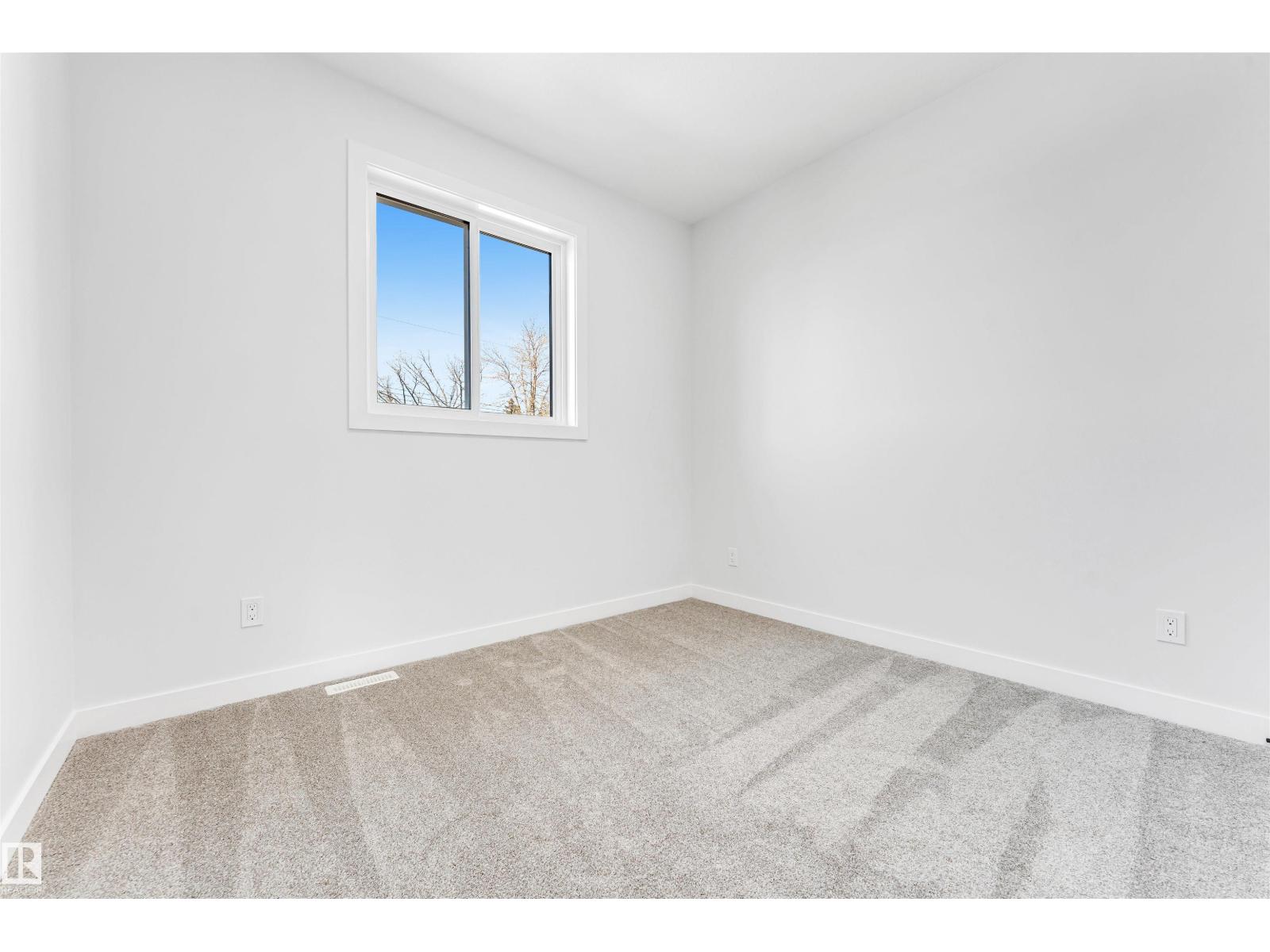 10964 157 ST NW - 22
