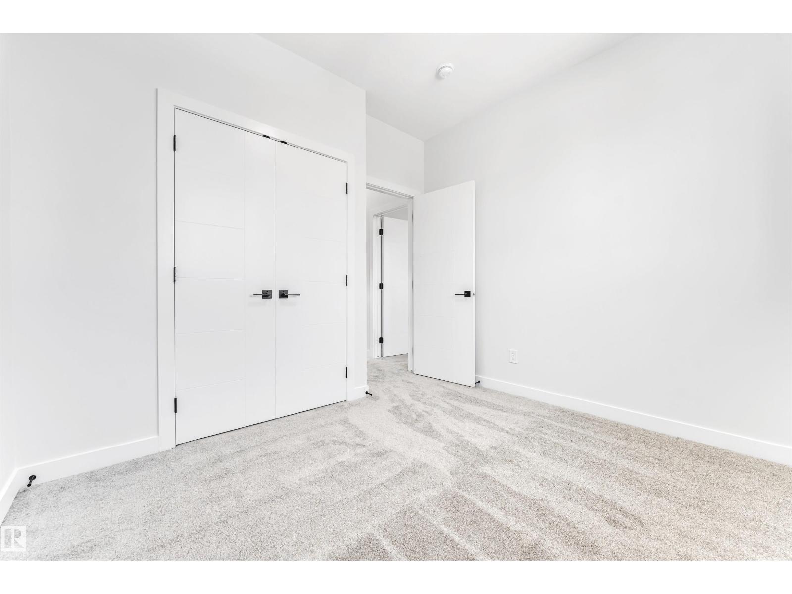 10964 157 ST NW - 23