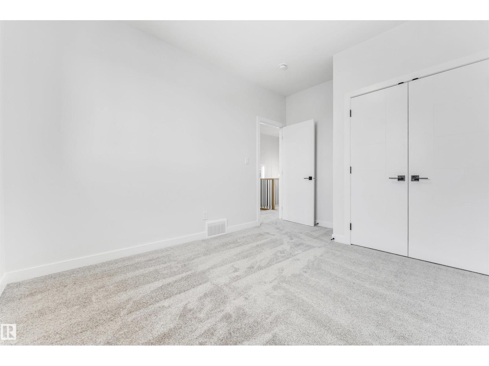 10964 157 ST NW - 25
