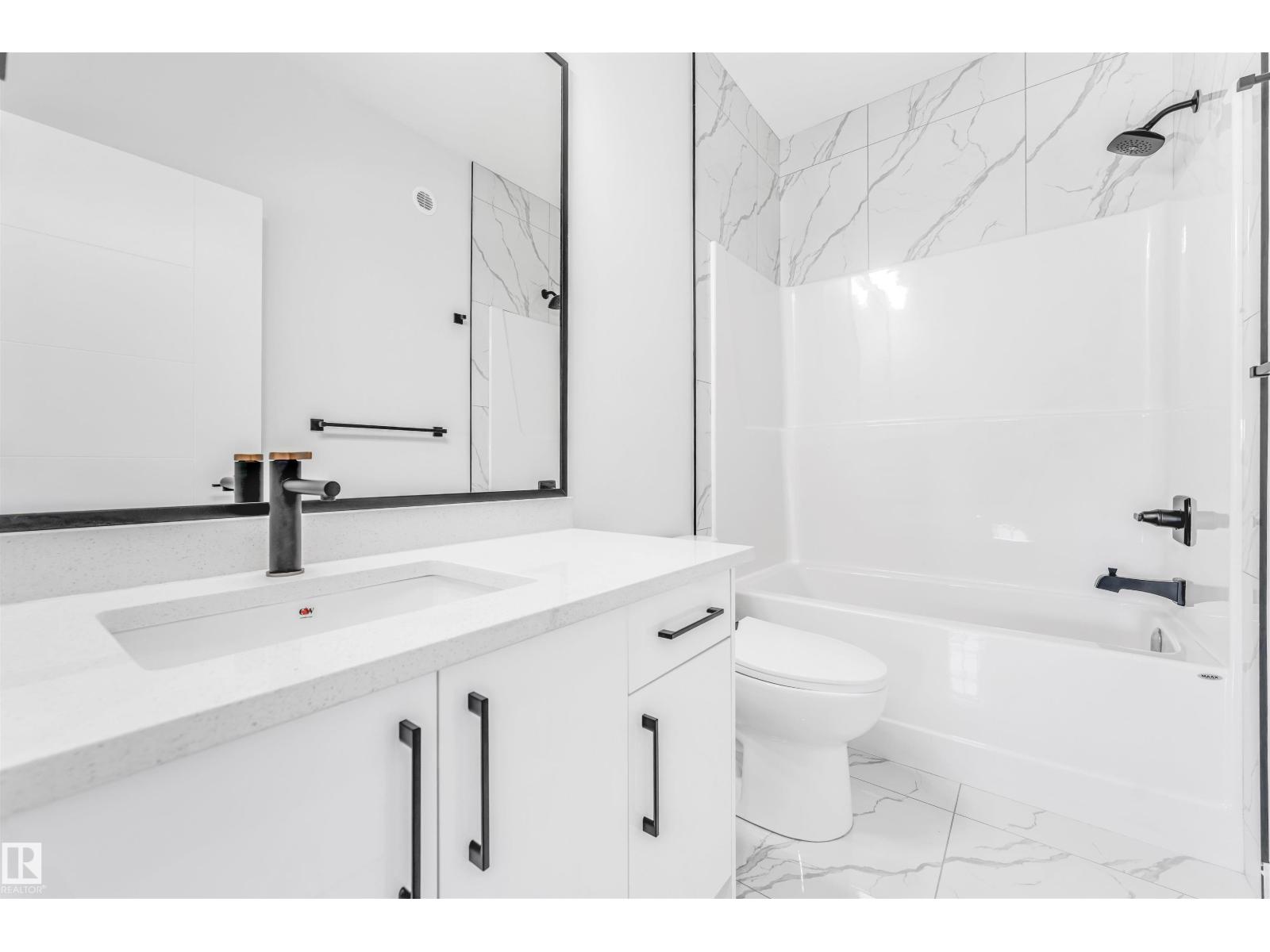 10964 157 ST NW - 26