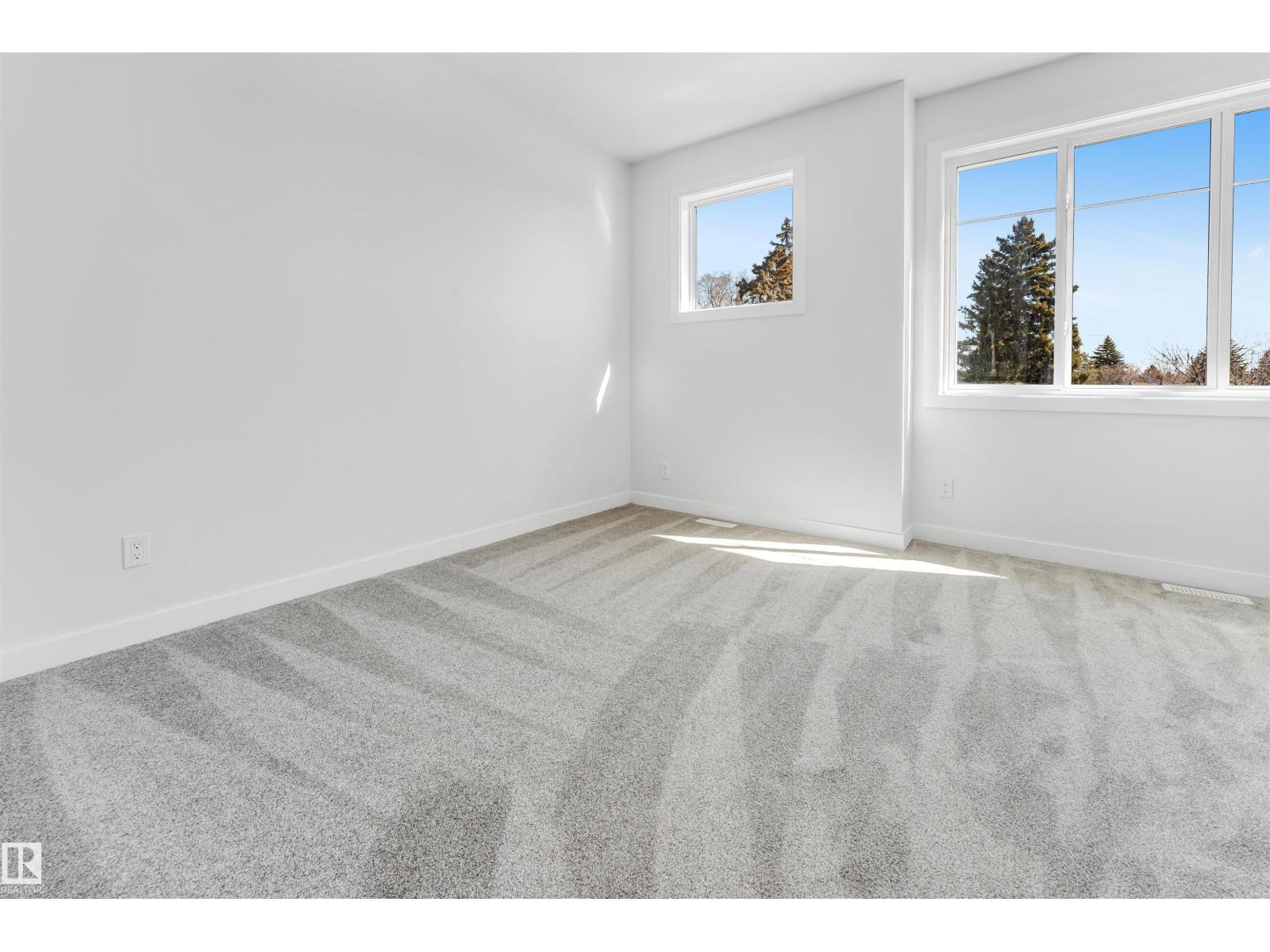 10964 157 ST NW - 28