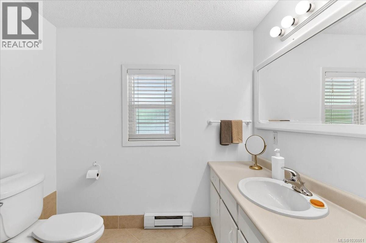 10232 Woodslee Loop, Port Alberni