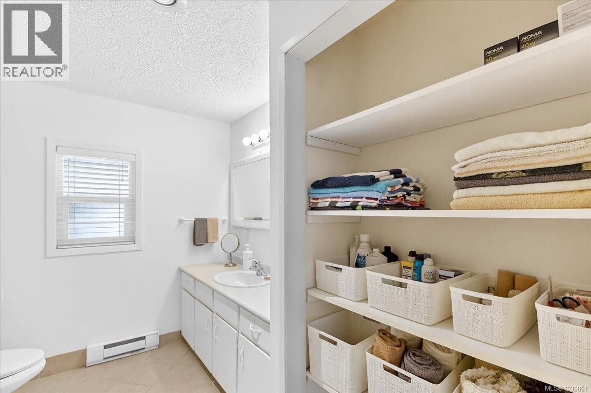 10232 Woodslee Loop, Port Alberni