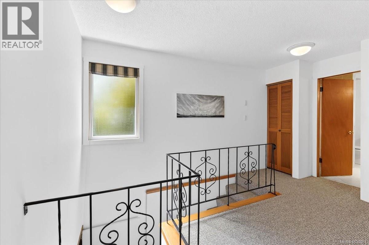 10232 Woodslee Loop, Port Alberni