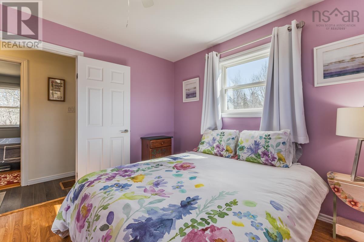 Property 22 of 49 of 324 VALLEY Road