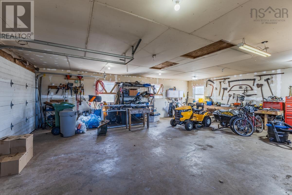 Property 34 of 49 of 324 VALLEY Road