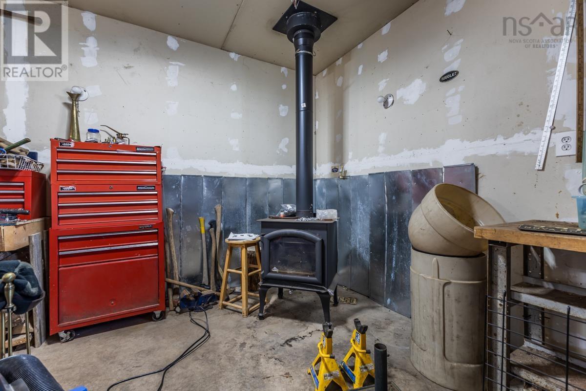 Property 20 of 49 of 324 VALLEY Road